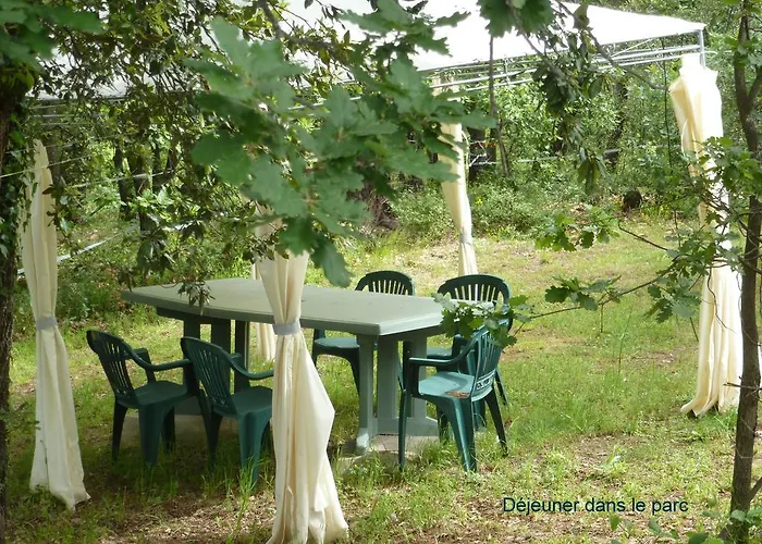 Domaine Du Planas Ardeche 3*