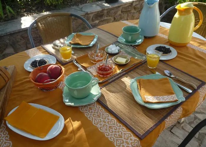 Bed & Breakfast Domaine Du Planas Ardeche Ailhon