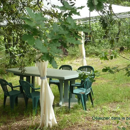 Domaine Du Planas Ardeche 3*